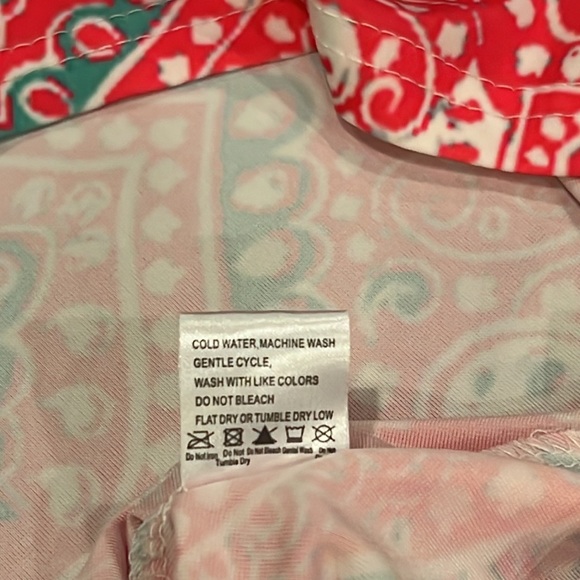 NWT Lily by Firmiana Long Tunic Top, Shark Bite Hem, Paisley, Long - Picture 13 of 14